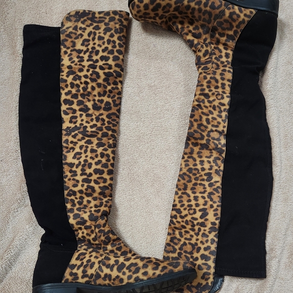 Unisa over the knee leopard print boots - Picture 5 of 10